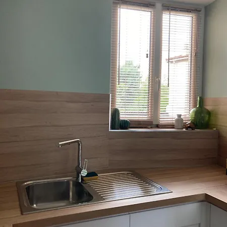 Alex Place's Apartment Saint-Ouen-l'Aumone