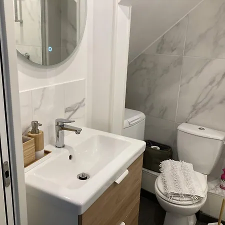 Alex Place's Apartment Saint-Ouen-l'Aumone